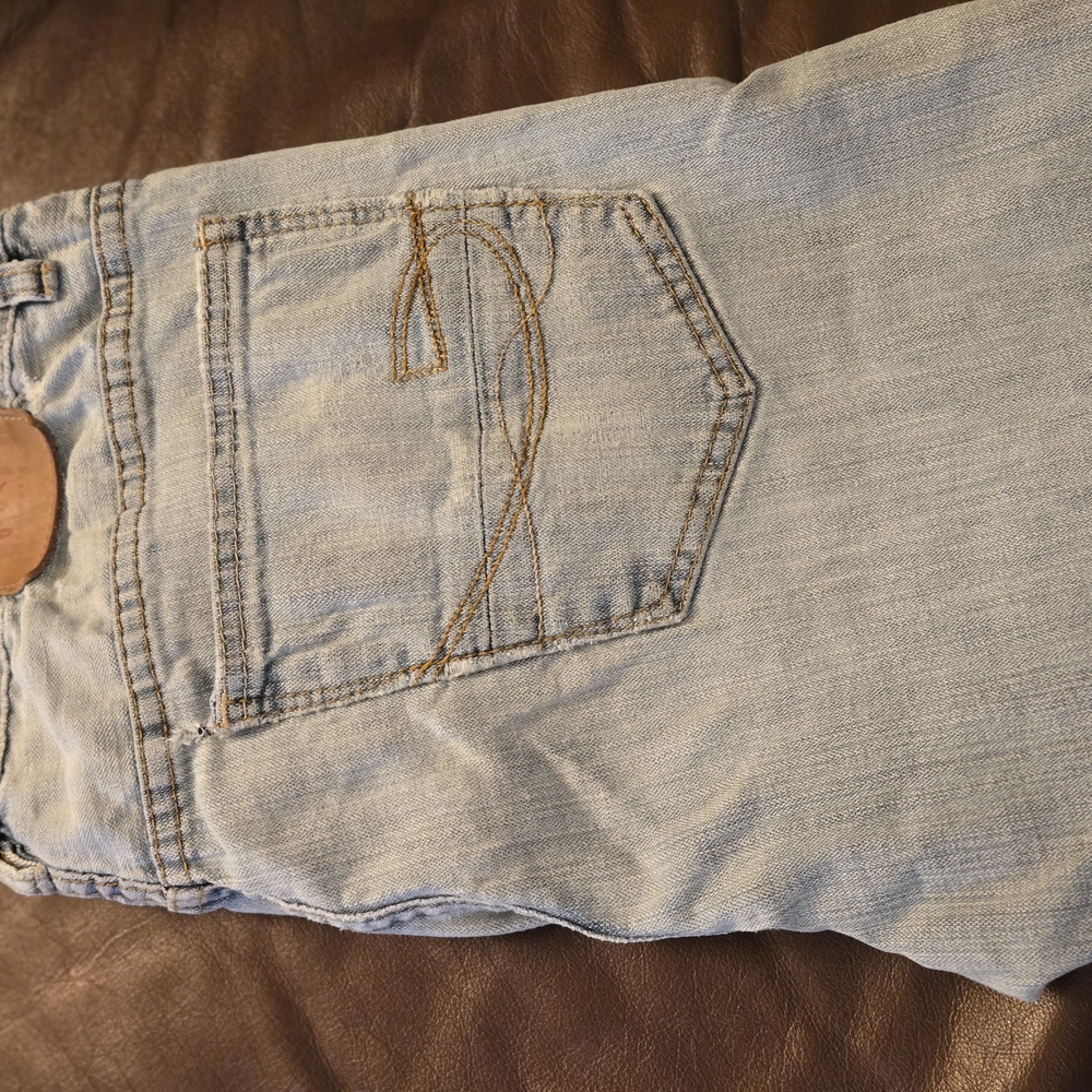 Men's Light Blue Jeans